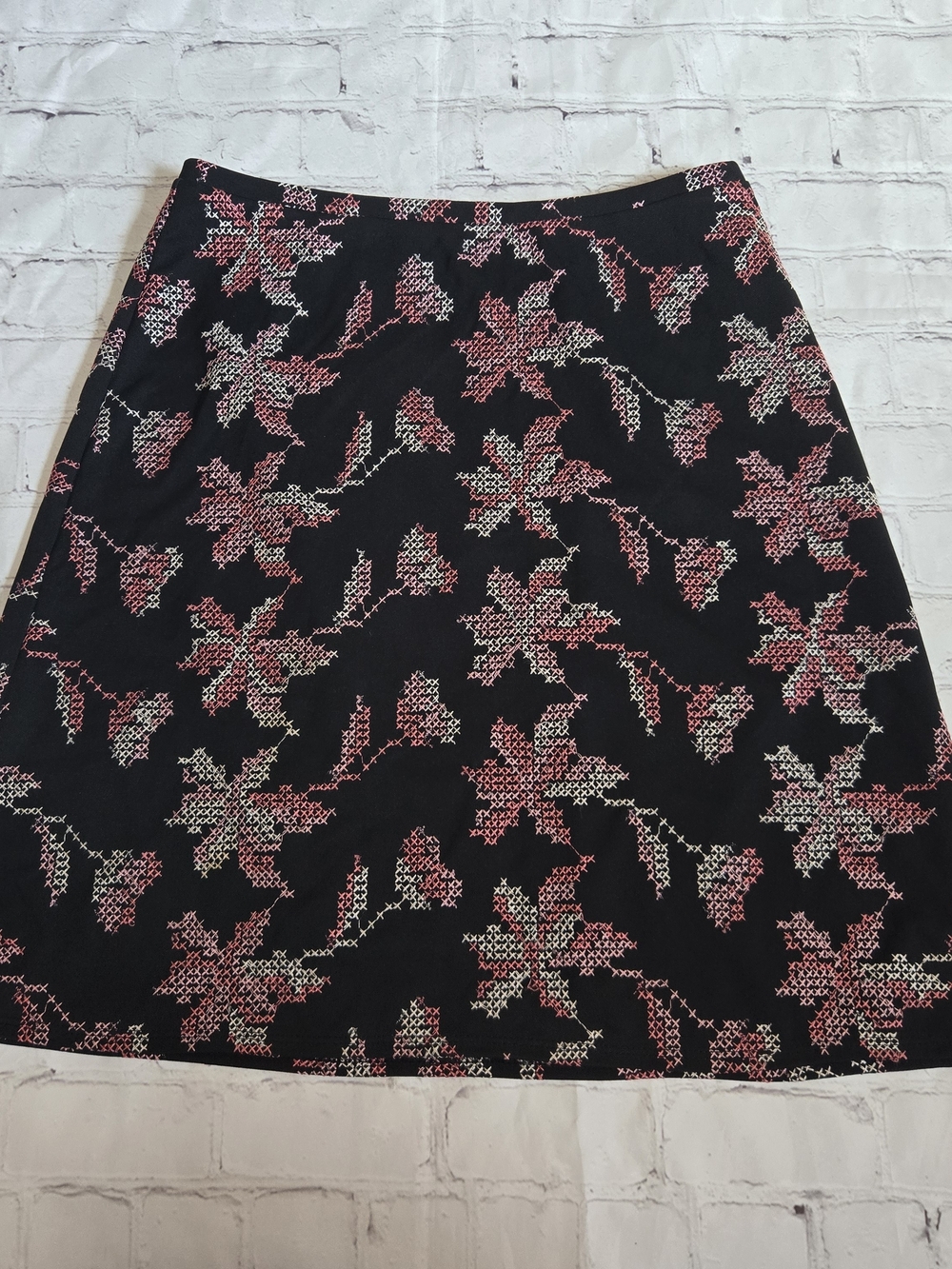 vintage y2k Express black floral embroidered mini skirt Xs 90s Grunge Coquette